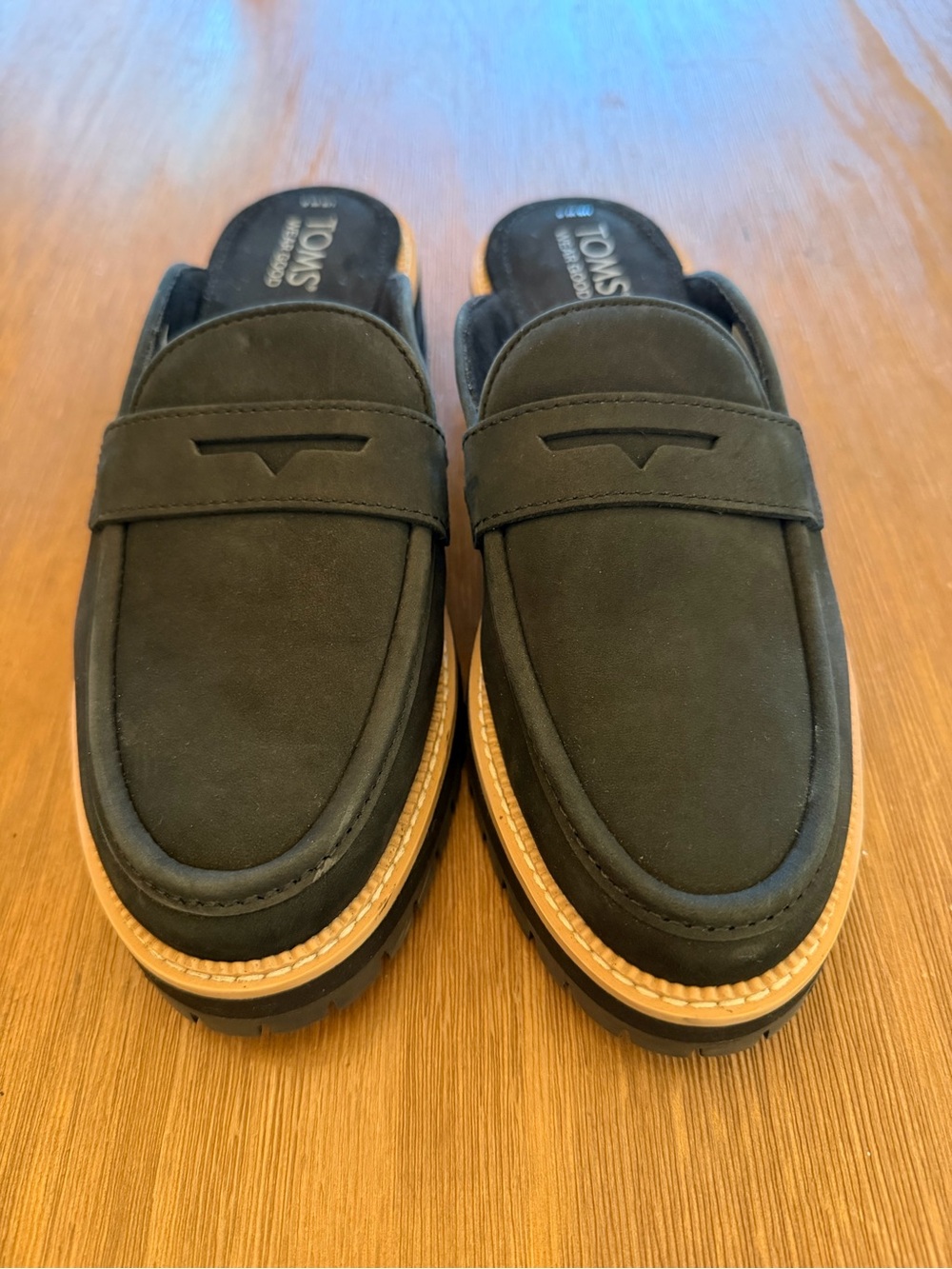 Toms Black Suede Mule Loafers with Tan Trim NWOT - Picture 2 of 4